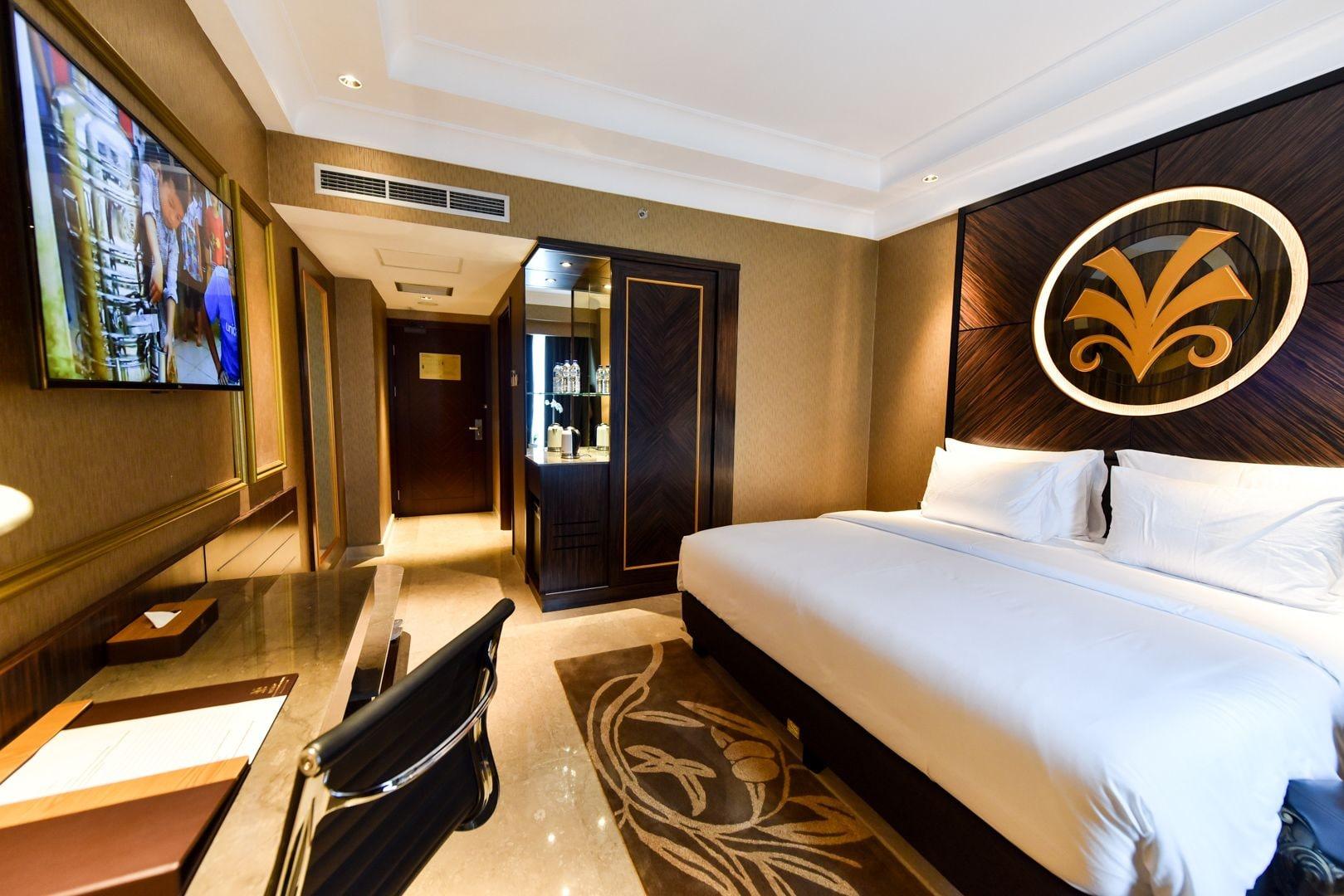 Myko Hotel & Convention Center Makassar Exterior foto